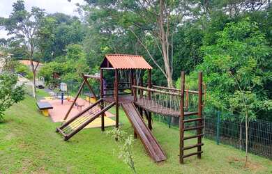 Imagem 3: Alugo sobrado com TRÊS quartos no Cond. Vila Flora/Votorantim. André Luiz - CRECI 316.640