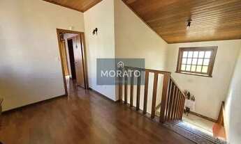 Imagem 7: Casa com 4 quartos sendo 1 suíte com 4 vagas de garagem no bairro Ipiranga