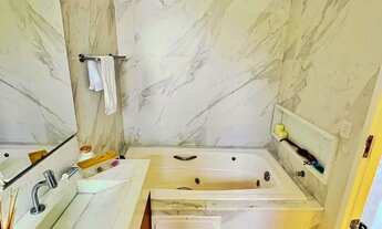 Imagem 4: Casa a venda em Alphaville 2 Salvador com 4 suites piscina e área gourmet