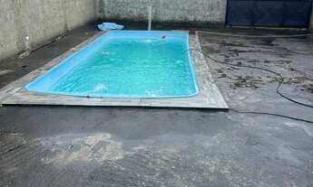 Imagem 2: Área de lazer com piscina