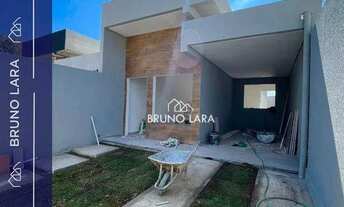 Imagem: Casa a venda em Betim no bairro Jardim das