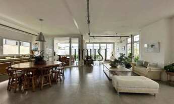 Imagem: Casa com 4 dormitórios para alugar, 320