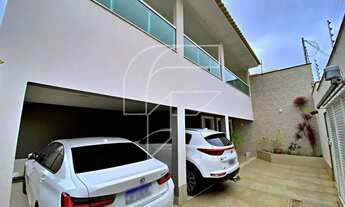 Imagem 2: Imóvel para venda tem 360 metros quadrados com 4 quartos