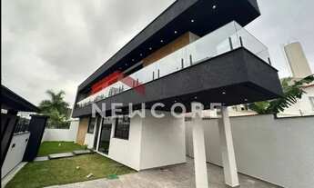 Imagem: Casa em Rua do Vasco - Ingleses do Rio Vermelho