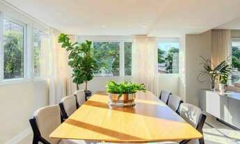 Imagem 2: Apartamento garden com 203m², 3 quartos, 2 vagas no Bairro Petrópolis - Porto Alegre - RS