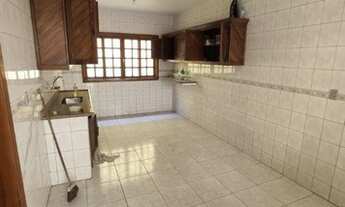 Imagem 2: Casa 4 quartos, 1 suíte, 1 vaga de garagem = Santa Maria - Juiz de Fora