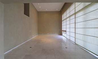 Imagem 2: Apartamento para aluguel possui 644 metros quadrados com 4 quartos