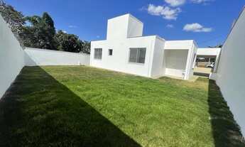 Imagem 2: Maravilhosa casa nova em Condomínio Fechado com quintal amplo em Lagoa Santa