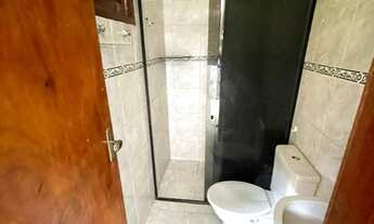 Imagem 3: M- VENDO CASA COM 3 QTS E 1 SUITE LOCALIZADA EM PAU AMARELO