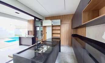 Imagem 5: Casa de condomínio térrea para venda tem 450 metros quadrados com 3 quartos