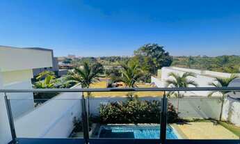 Imagem 5: Casa de condomínio sobrado para venda tem 255 metros quadrados com 3 quartos