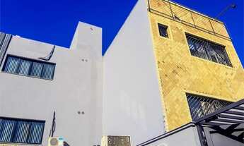 Imagem 4: Prédio a venda em avenida