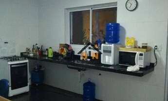 Imagem 2: Sobrado com 4 dormitórios à venda, 140 m² por R$ 700.000 - Jardim Flor da Montanha - Guaru