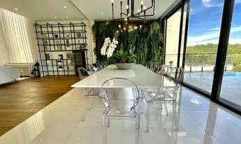 Imagem 2: Casa de celebridade a venda em condomínio fechado com 525 m² com 4 suítes, impecável com