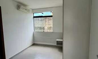 Imagem 3: Casa de condomínio para venda tem 310 metros quadrados com 3 quartos