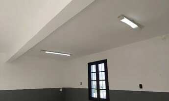 Imagem 2: Salão de 180 m² próximo metro