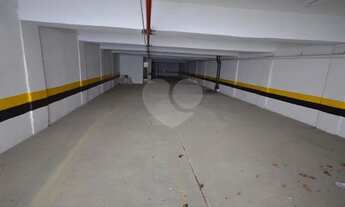 Imagem 7: Excelente Prédio Monousuário, perto do metro Praça da Arvore. Ótima localização!!!