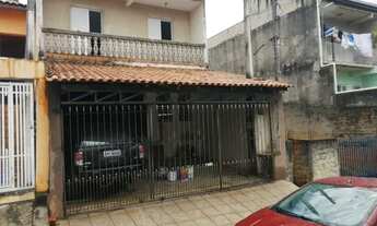 Imagem: Casa de 4 quartos para alugar no bairro