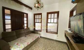 Imagem 2: Vendo casa em lote inteiro no av. principal do bairro