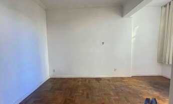 Imagem 8: Oportunidade no Leblon!Venda apartamento 2 quartos,vista livre,área de serviço e dep empre