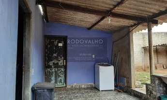 Imagem 2: Vende-se casa com 03 quartos no Setor São José, ao lado da Av. Leste Oeste Goiânia