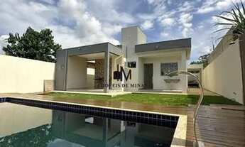 Imagem: Casa em lote de 360m², com 03 quartos sendo