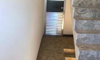 Imagem 6: Aluga-se kitnet Casa com 1 dormitório