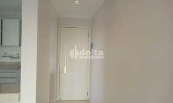 Imagem 3: Apartamento para aluguel, 3 quartos, 1 suíte, 2 vagas, Santa Mônica - Uberlândia/MG