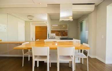 Imagem 4: BELÍSSIMO APARTAMENTO - PRÉDIO SUPER CHARMOSO COM RECUO