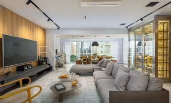 Imagem 7: Apartamento á Venda com 2 SuÍtes, 168m²