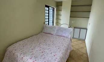 Imagem 3: Quarto mobiliado para mulher