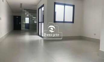 Imagem 7: Sobrado para venda possui 300 metros quadrados com 3 quartos em Vila Alpina - Santo André