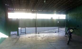 Imagem: Alugo Casa de Fundo