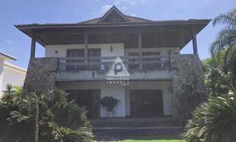 Imagem: Casa à venda, 4 quartos, 4 suítes, 8 vagas