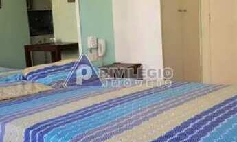 Imagem 2: Privilégio Imóveis Vende: Excelente conjugado em Copacabana!!