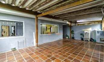 Imagem 4: CASA A VENDA NA REGIÃO DA RIBEIRA , FRENTE DE RUA