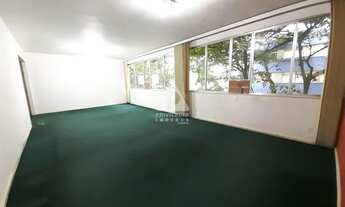 Imagem: Salão, 3 qtos sendo 1 suíte, lavabo, DCE