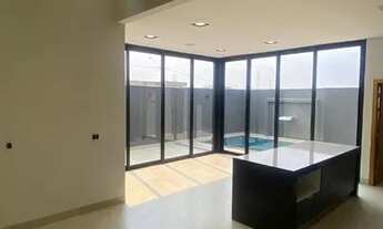 Imagem 7: Casa a venda no Condomínio Village Provence, 3 suítes, escritório, piscina, zona sul