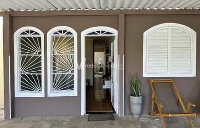 Imagem 2: Casa à venda no Jardim Shangai com 3 dormitórios e 2 vagas