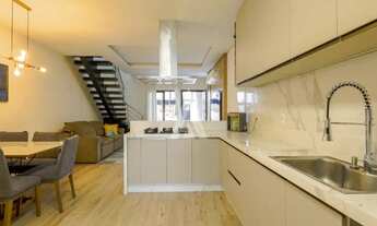 Imagem 2: Sobrado Geminado com 1 suíte(s) mais 2 quarto(s) à venda no bairro Saguaçu em Joinville, p