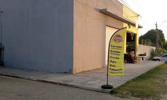 Imagem: Casa e três lojas