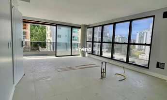 Imagem 3: Apartamento a poucos metros do mar com 3 dormitórios (suítes) na Praia Brava - I