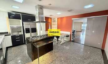 Imagem 7: Apartamento Mobiliado para Locação com 220m² e 4 Dormitórios em Condomínio Completo