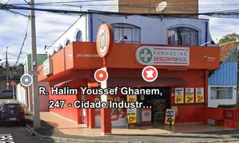 Imagem 4: Sobrado e comércio no CIC