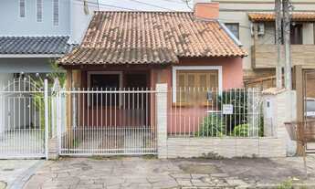 Imagem: Casa térrea com 2 dormitórios I Bairro