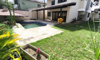 Imagem 2: Imóvel para aluguel tem 310 metros quadrados com 4 quartos em Praia do Pecado - Macaé - RJ