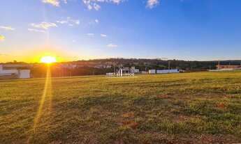 Imagem: Lote Jardins Parma com 257,98 m² - Entrada