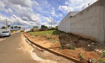 Imagem 2: Vendo !!! Terreno / lote com venda por R$180.000