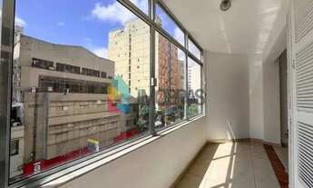 Imagem 2: APARTAMENTO 3 QUARTOS COM VARANDA INTERNA EM COPACABANA