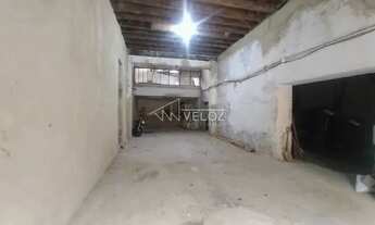 Imagem 5: Sobrado : / Comercial / Catete